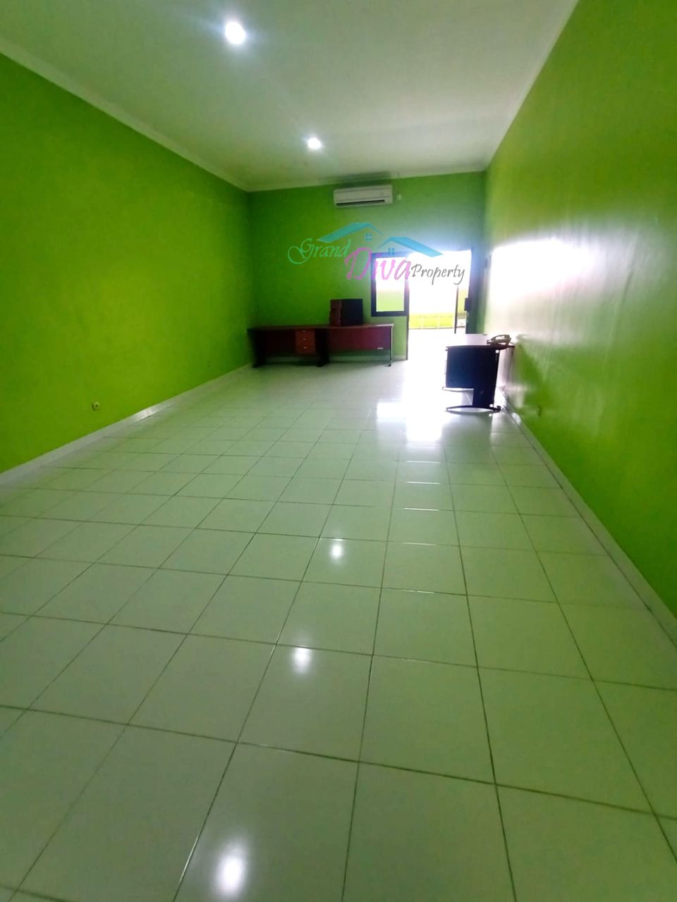 RUKO LOKASI STRATEGIS dan SUDAH SHM DI MALAKA COUNTRY JAKARTA