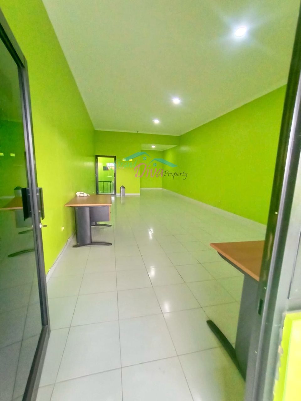 RUKO LOKASI STRATEGIS dan SUDAH SHM DI MALAKA COUNTRY JAKARTA