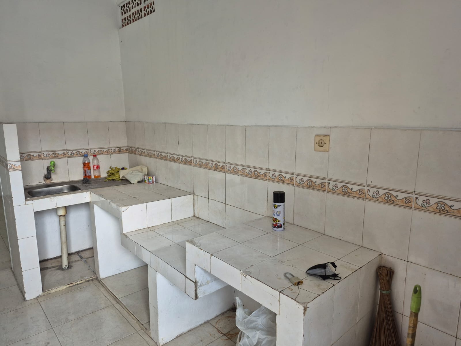 Dijual Rumah Siap Huni di Komplek Puri Bojong Lestari, Citayam