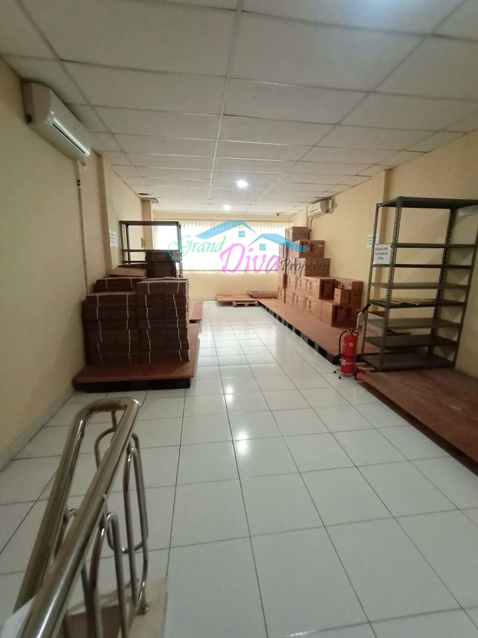RUKO BAGUS LOKASI STRATEGIS dan SUDAH SHM DI MALAKA COUNTRY