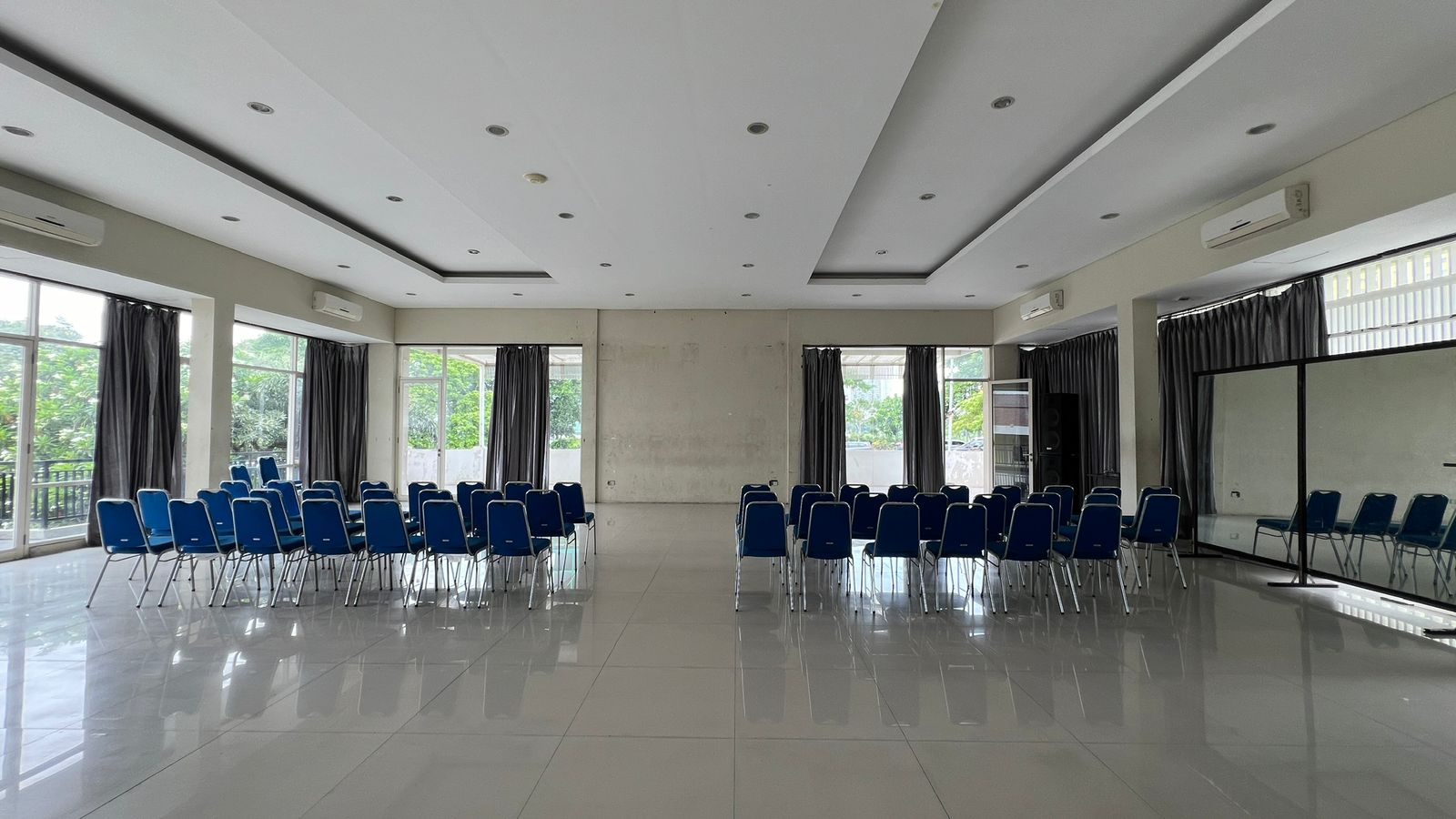 Gedung Eks Hotel Nempel Jl Raya MERR Strategis Harga Termurah