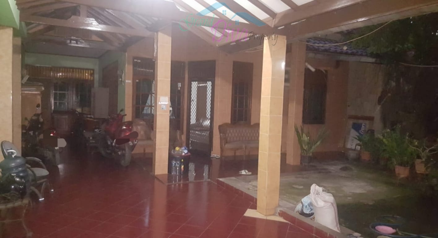 RUMAH DI BINTARA BEKASI BARAT