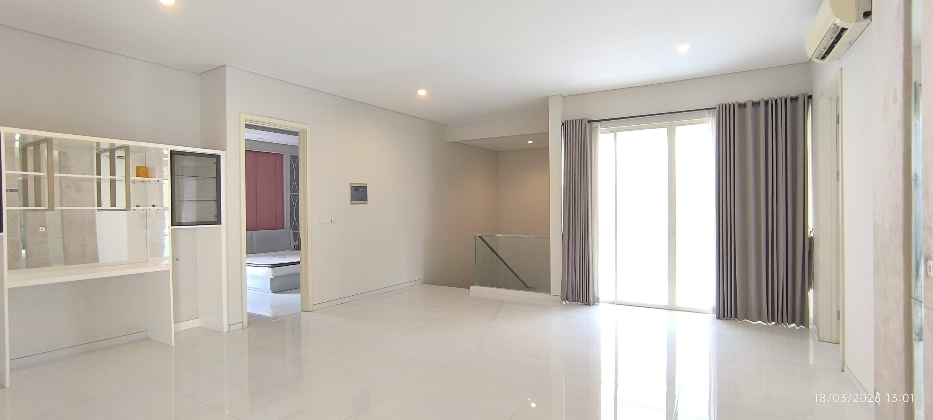 SEWA RUMAH SOMERSET, CITRALAND minimalis, fullfurnish