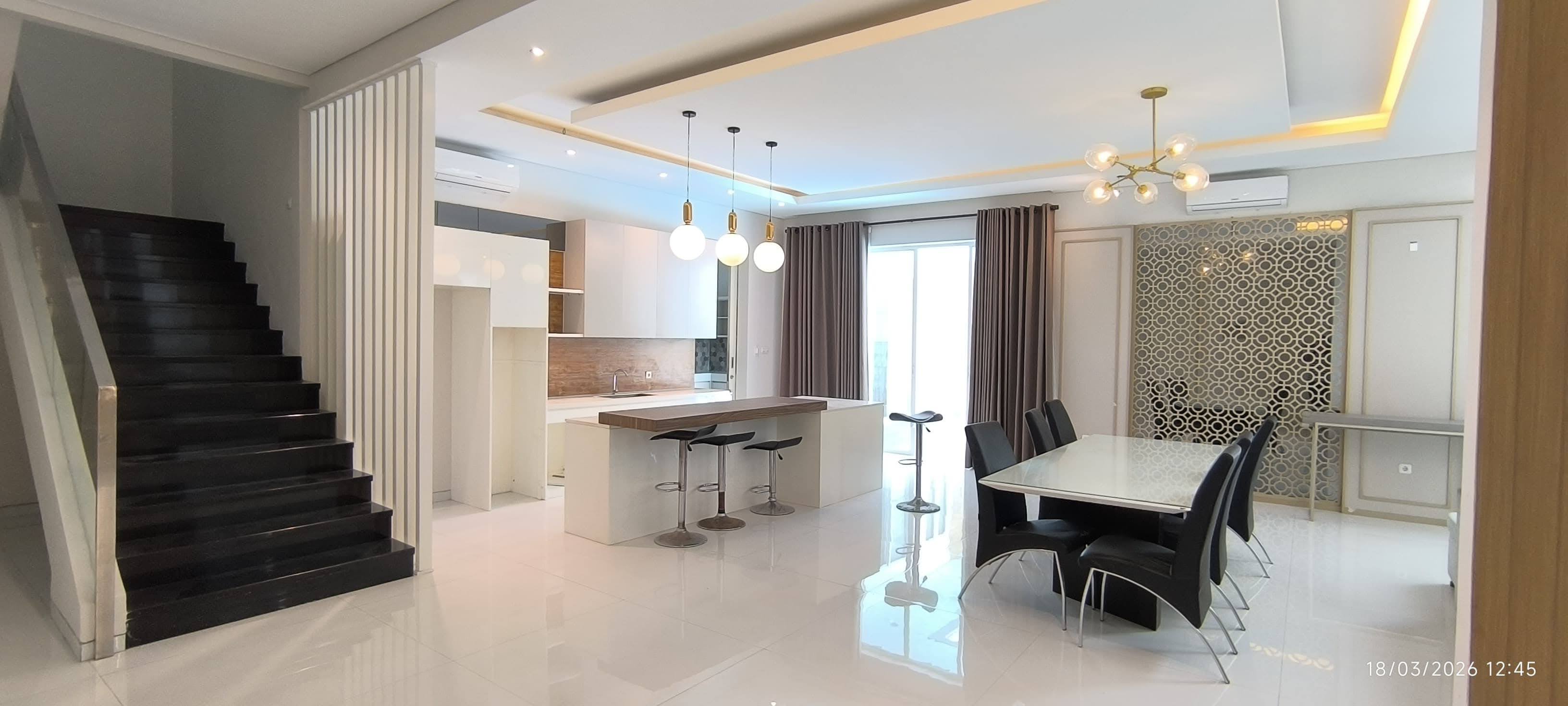 SEWA RUMAH SOMERSET, CITRALAND minimalis, fullfurnish