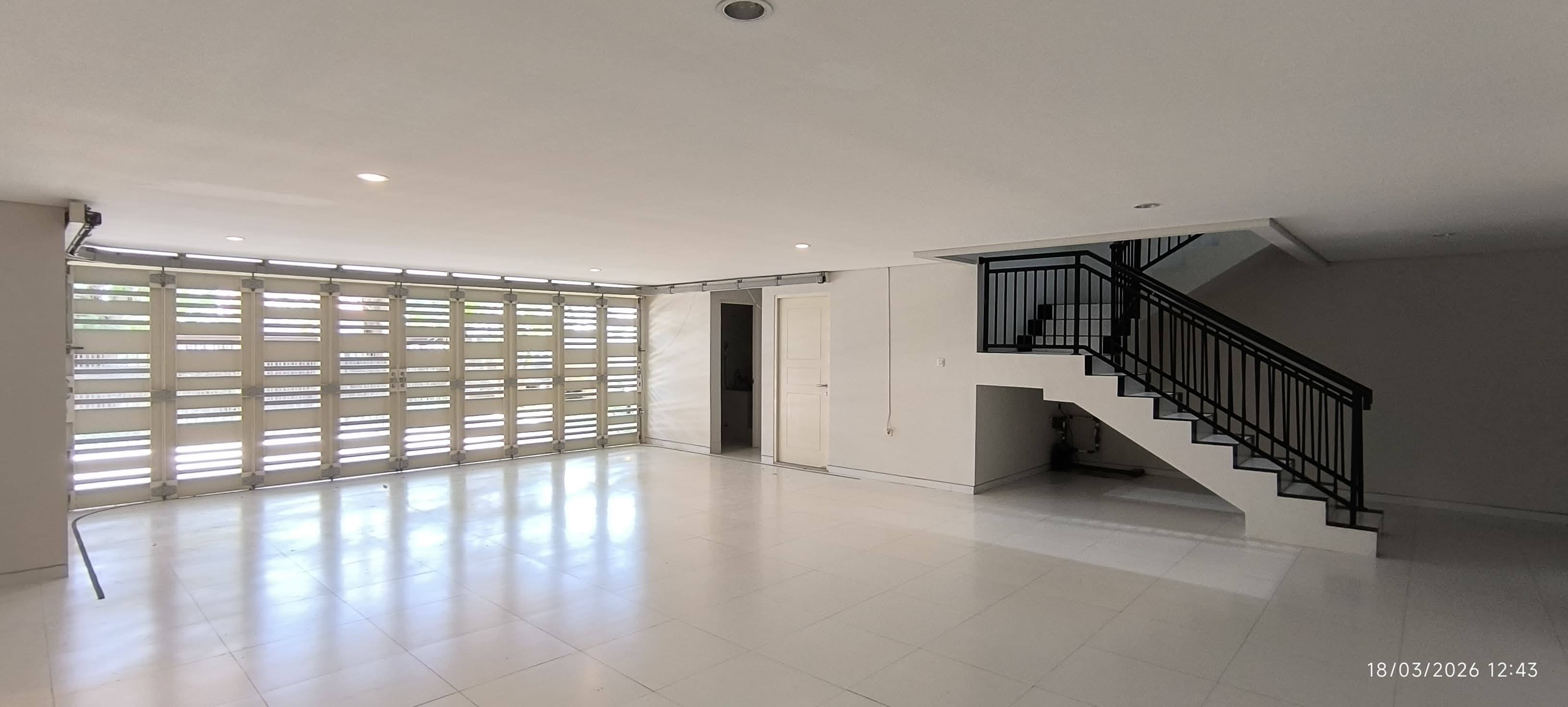 *JUAL /SEWA RUMAH SOMERSET, CITRALAND minimalis, fullfurnish*