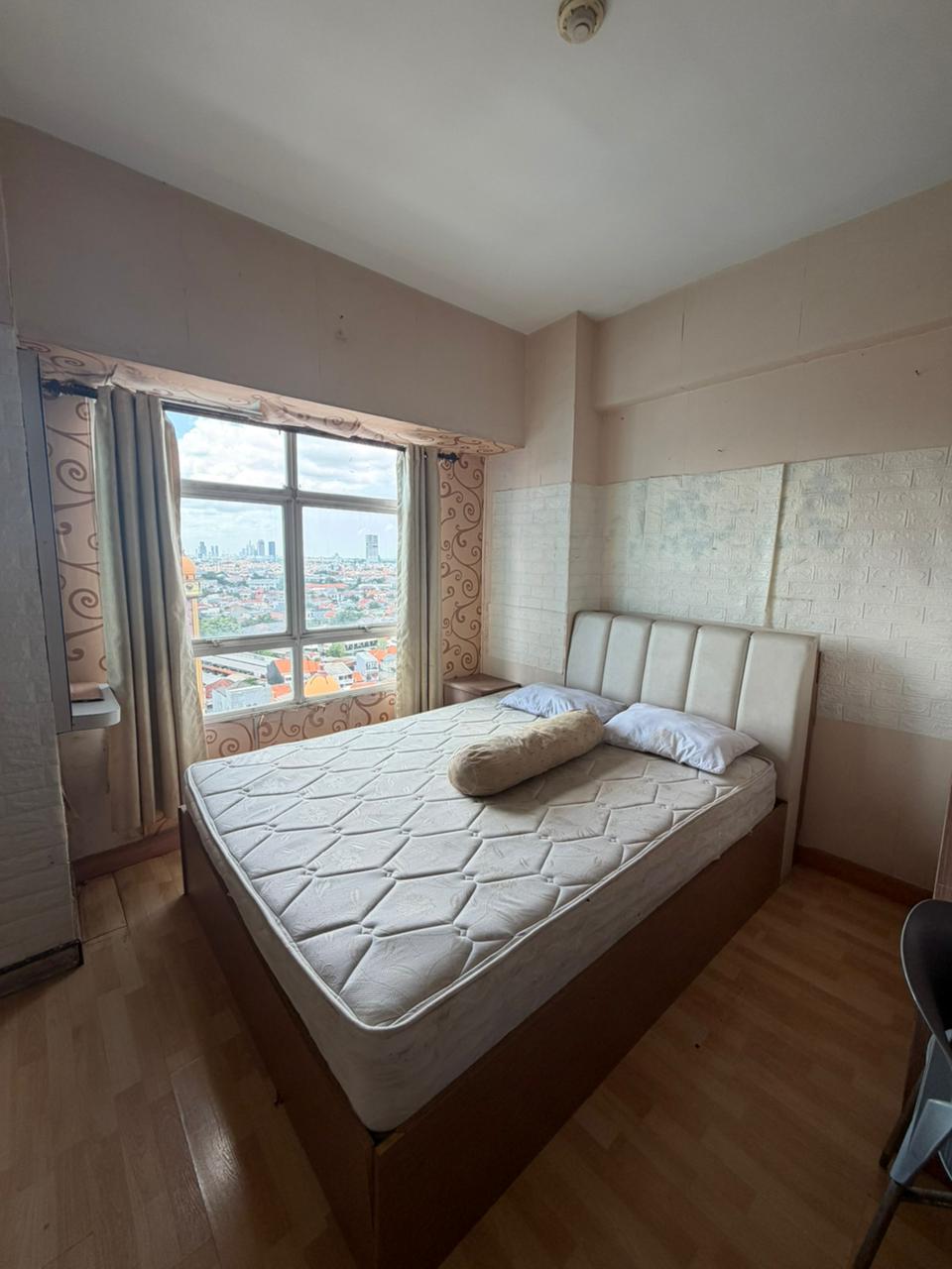 Jual Cepat Apartemen Studio Metropolis Furnished dkt Ubaya