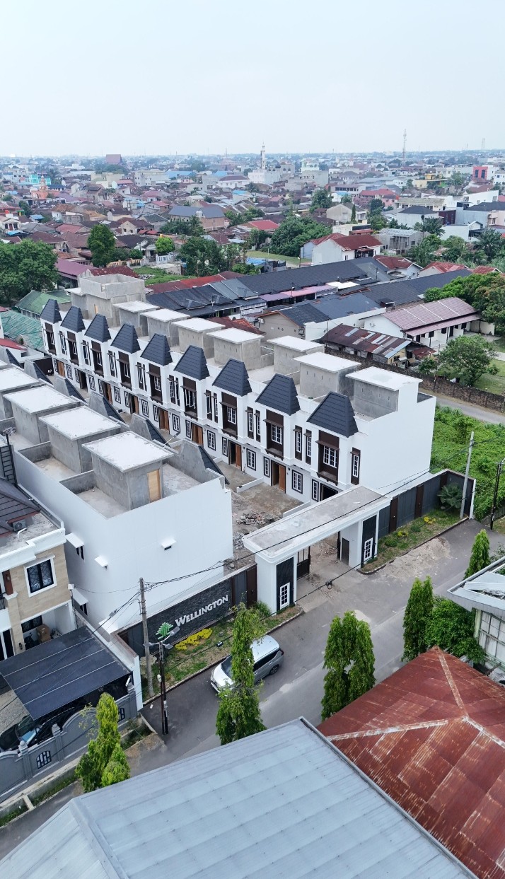 Dijual Rumah Murah Komplek Wellington