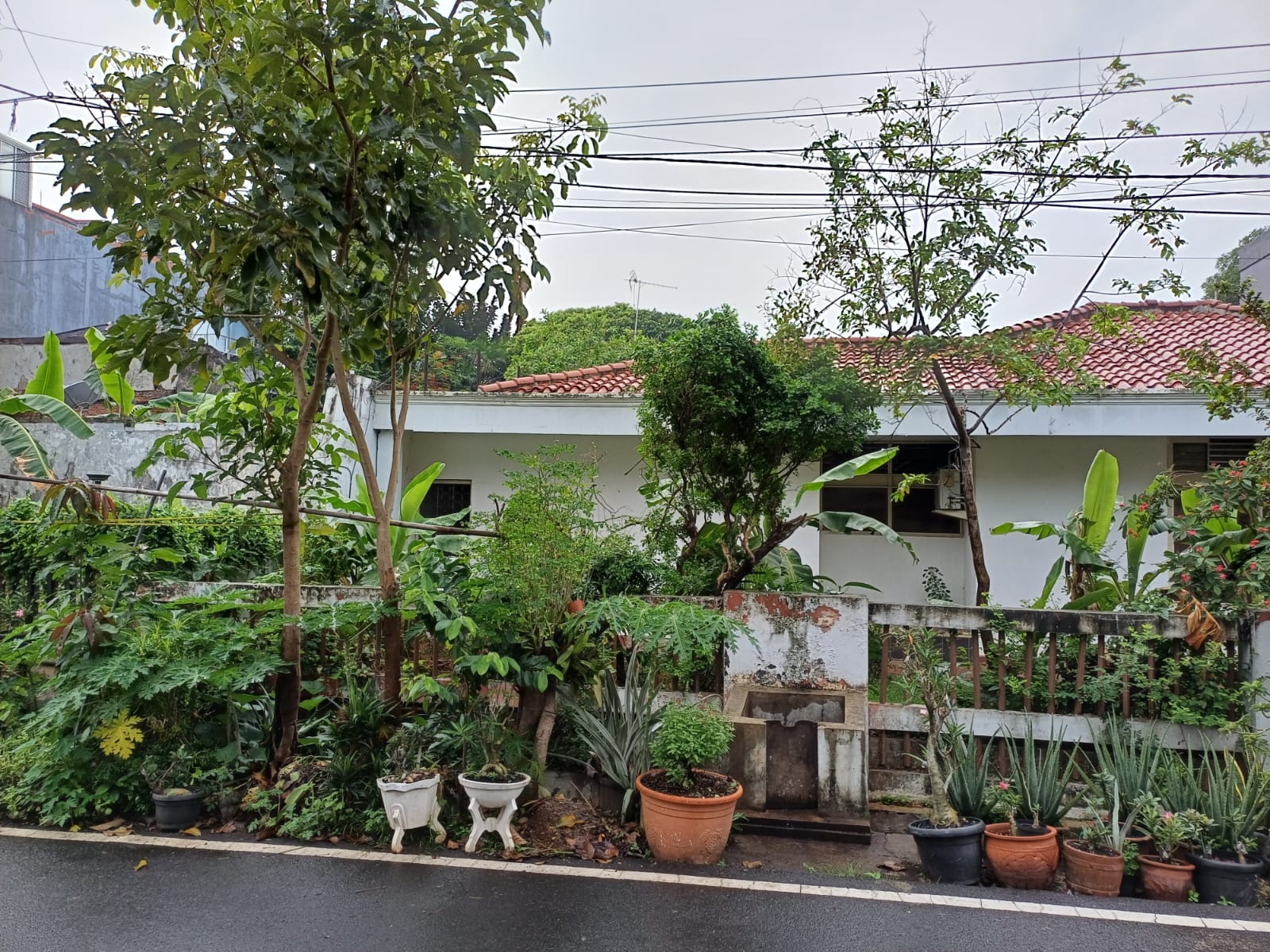 Jual tanah hunian komplek
