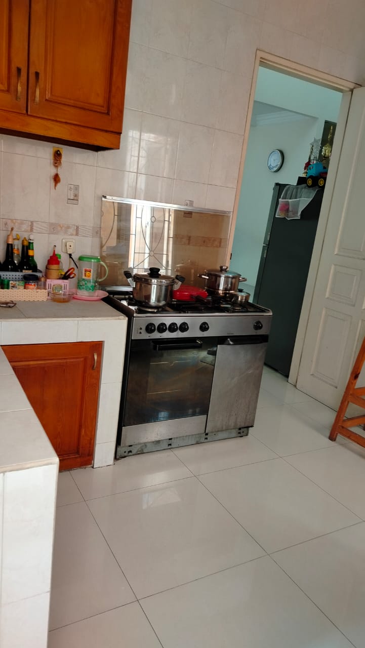 Jual rumah luas dan nyaman di Wisma Ratu 5,Jatimakmur,PondokGede