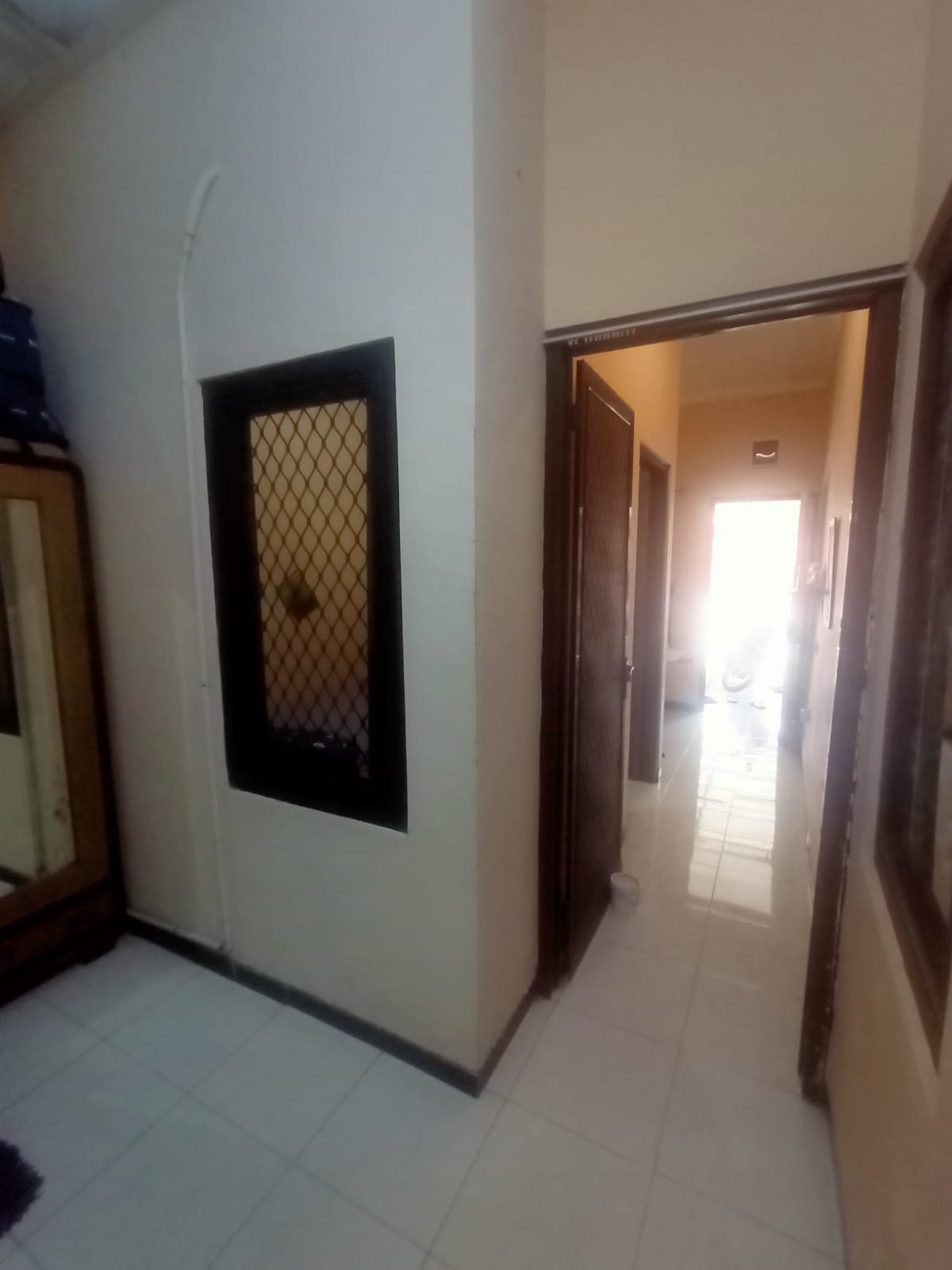 Jual Rumah Surat YKP di Rungkut Mejoyo dekat Kampus Ubaya sudah