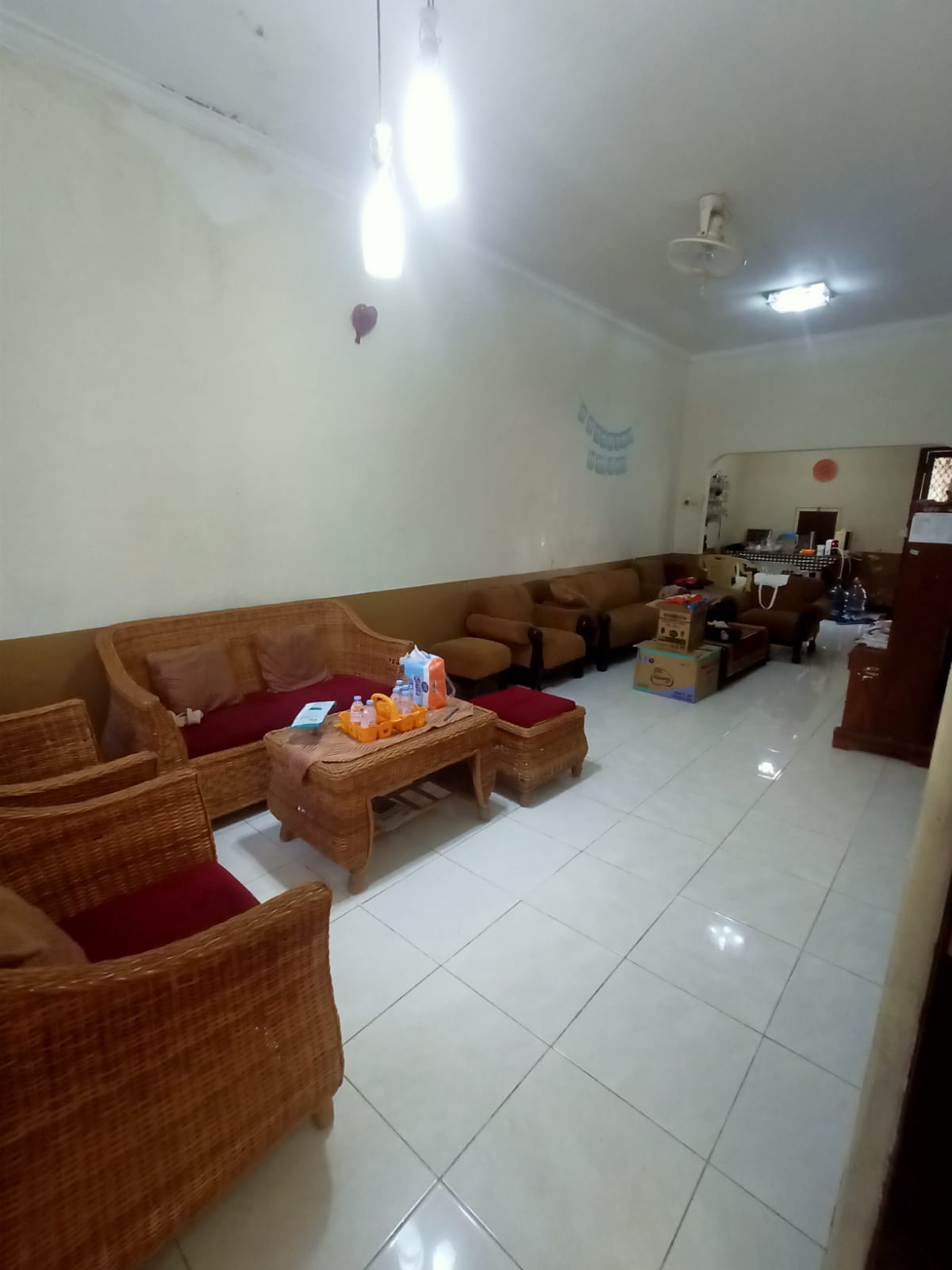 Jual Rumah Surat YKP di Rungkut Mejoyo dekat Kampus Ubaya sudah