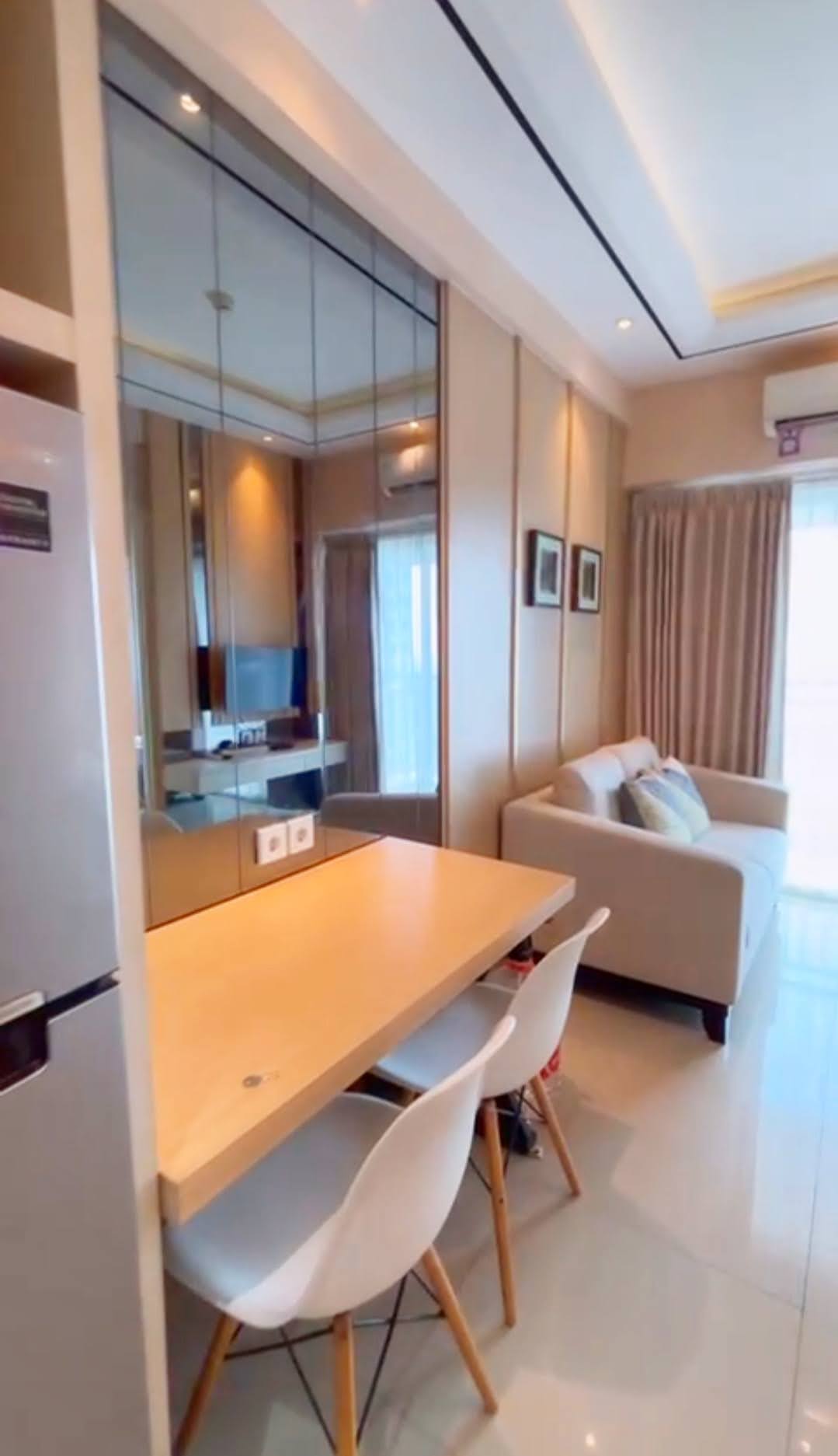 Disewakan Apartemen TANGLIN Lt 30 onnect Pakuwon Mall, Surabaya