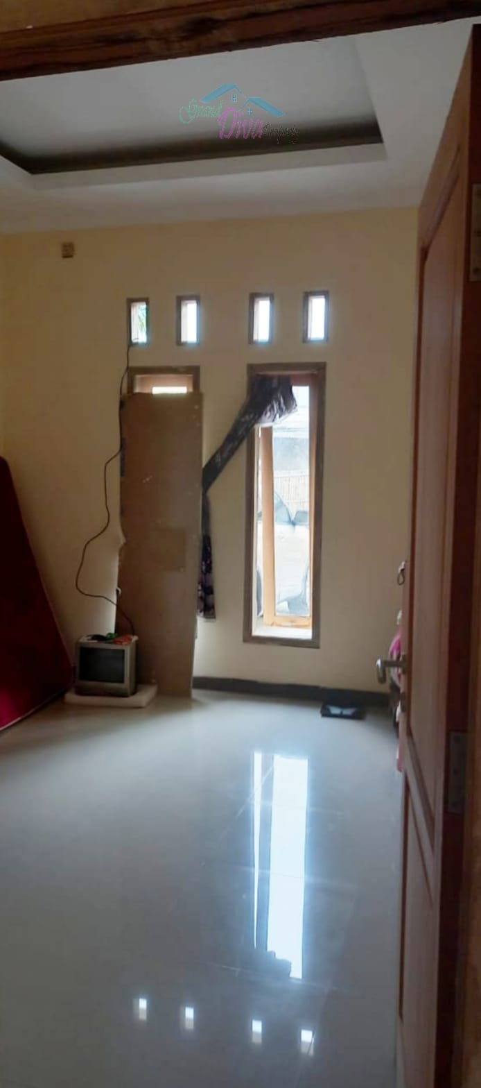 RUMAH DI JAKASAMPURNA BEKASI BARAT