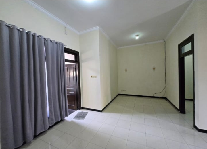 Sewa rumah 3KT Siap Huni Pondok Tjandra, Sidoarjo dekar RS Mitra