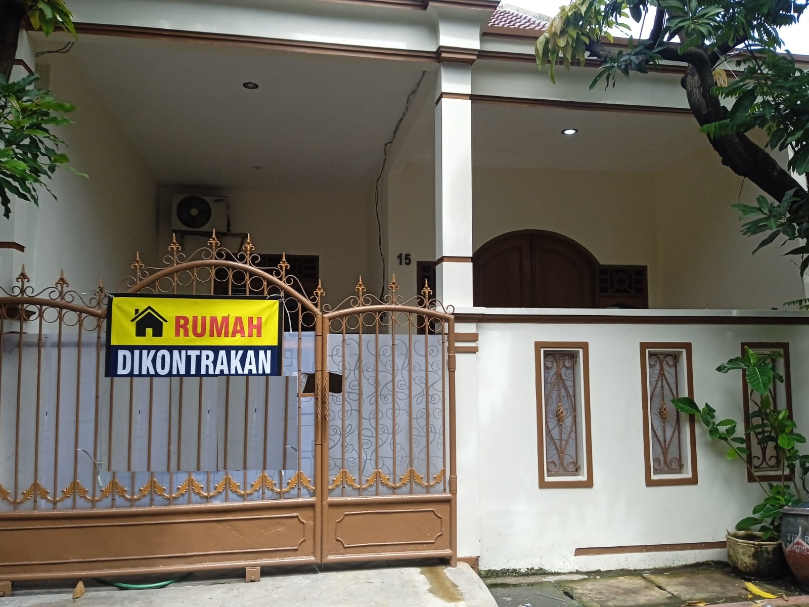 rumah disewakan simorejo timur surabaya