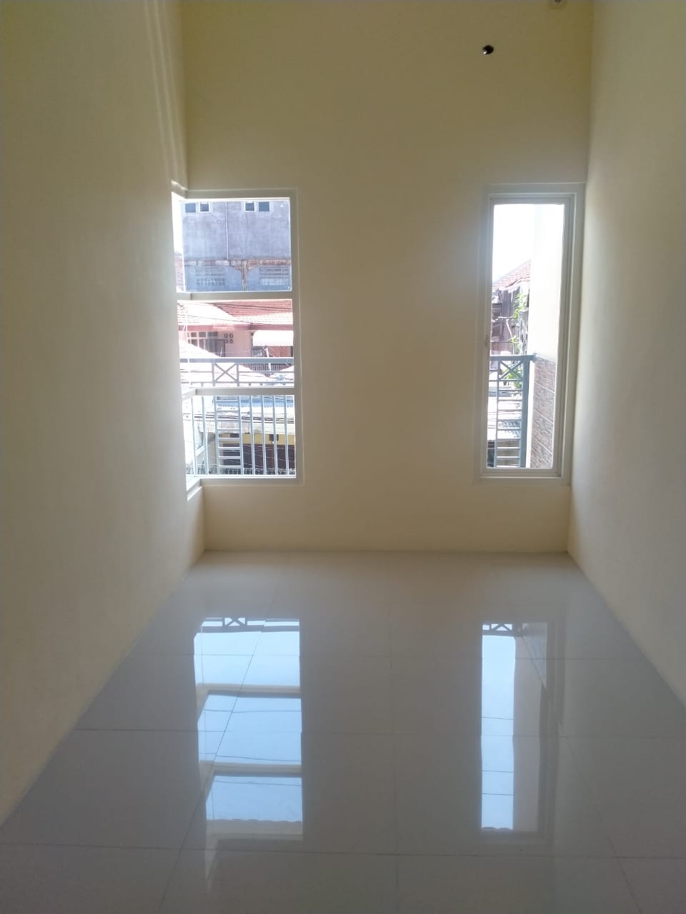 Jual Rumah Harga Bersaing Lebak Arum 3KT 2 LT SHM dekat Pakuwon