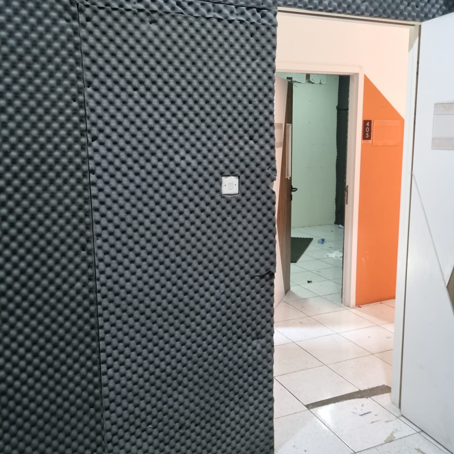 Dijual dan disewakan gedung mini di Kelapa Gading, Jakarta Utara