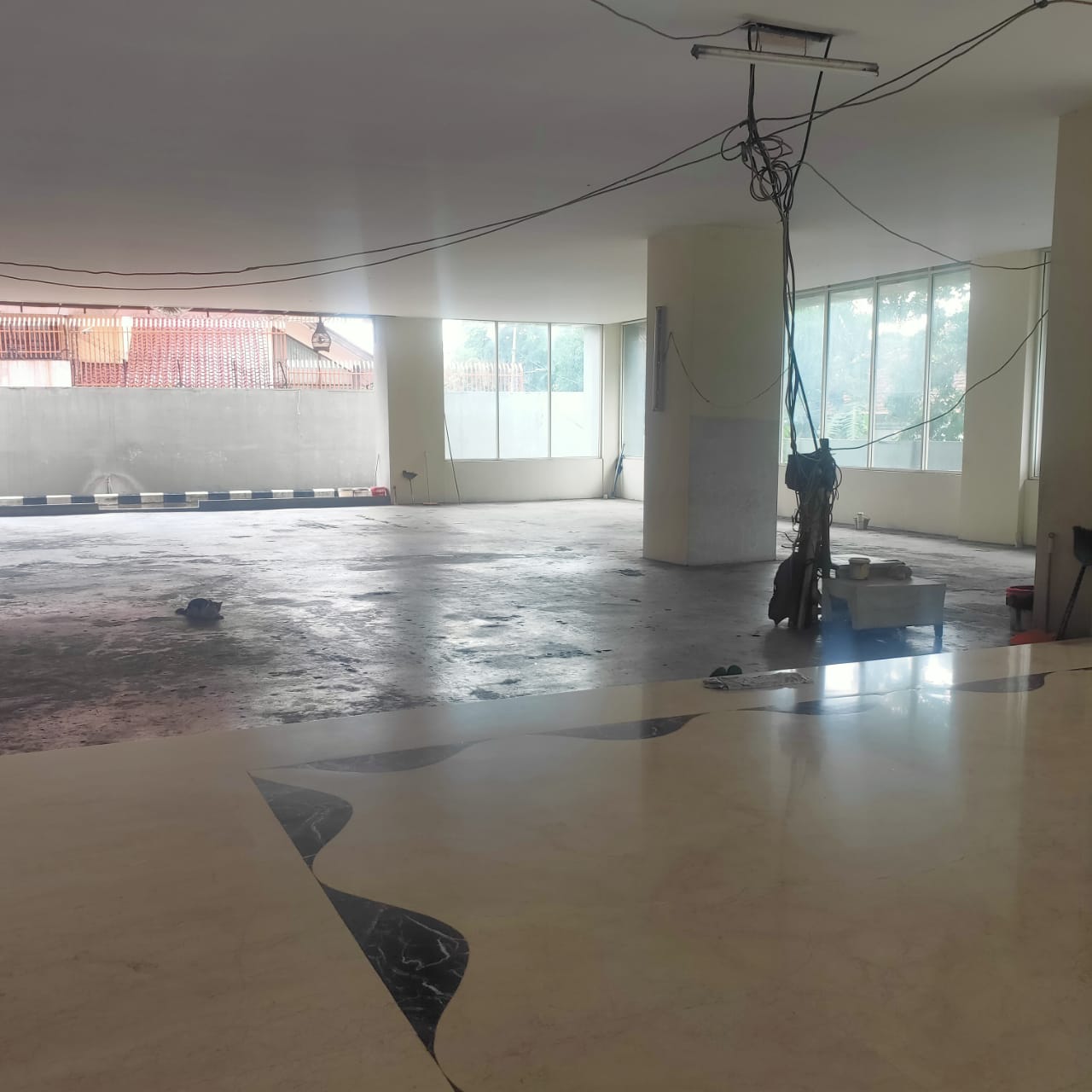Dijual dan Sewa gedung strategis di Mampang Prapatan, Jakarta Se