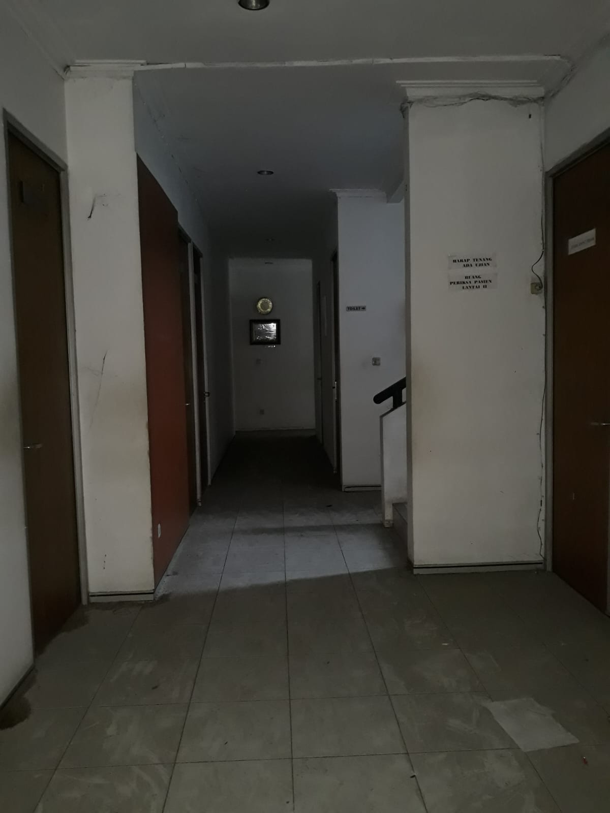 Dijual cepat Gedung butuh renov di Kelapa Dua Wetan, Ciracas, Ja