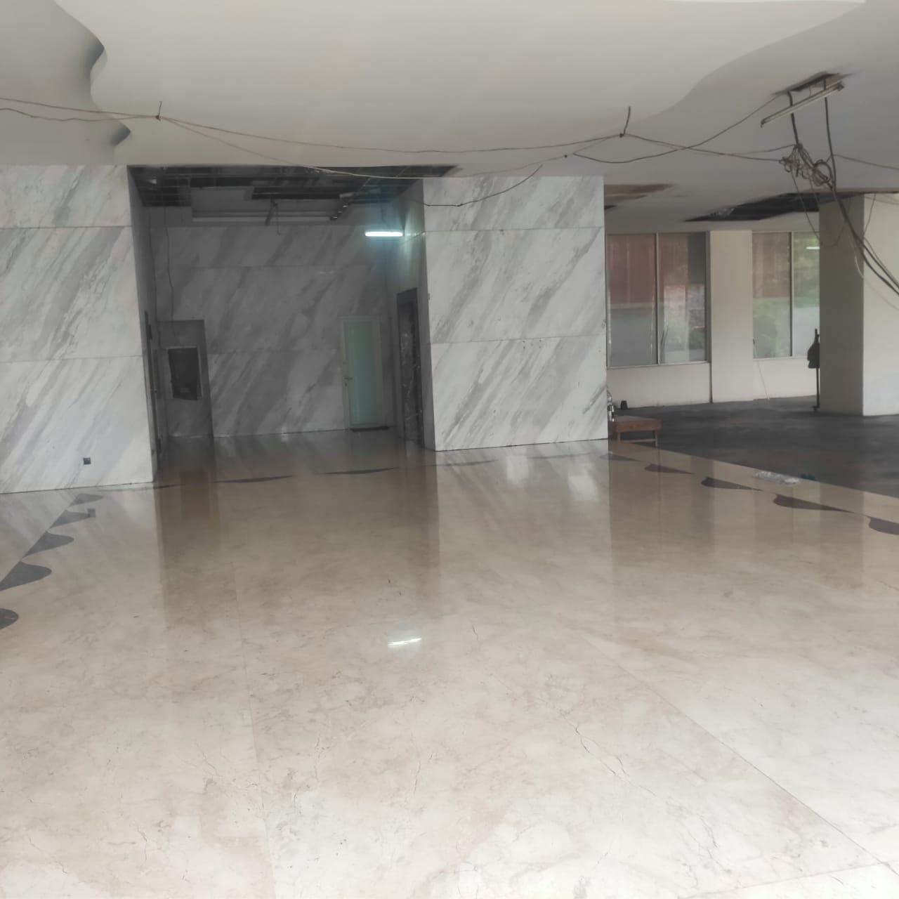 Dijual dan Sewa gedung strategis di Mampang Prapatan, Jakarta Se