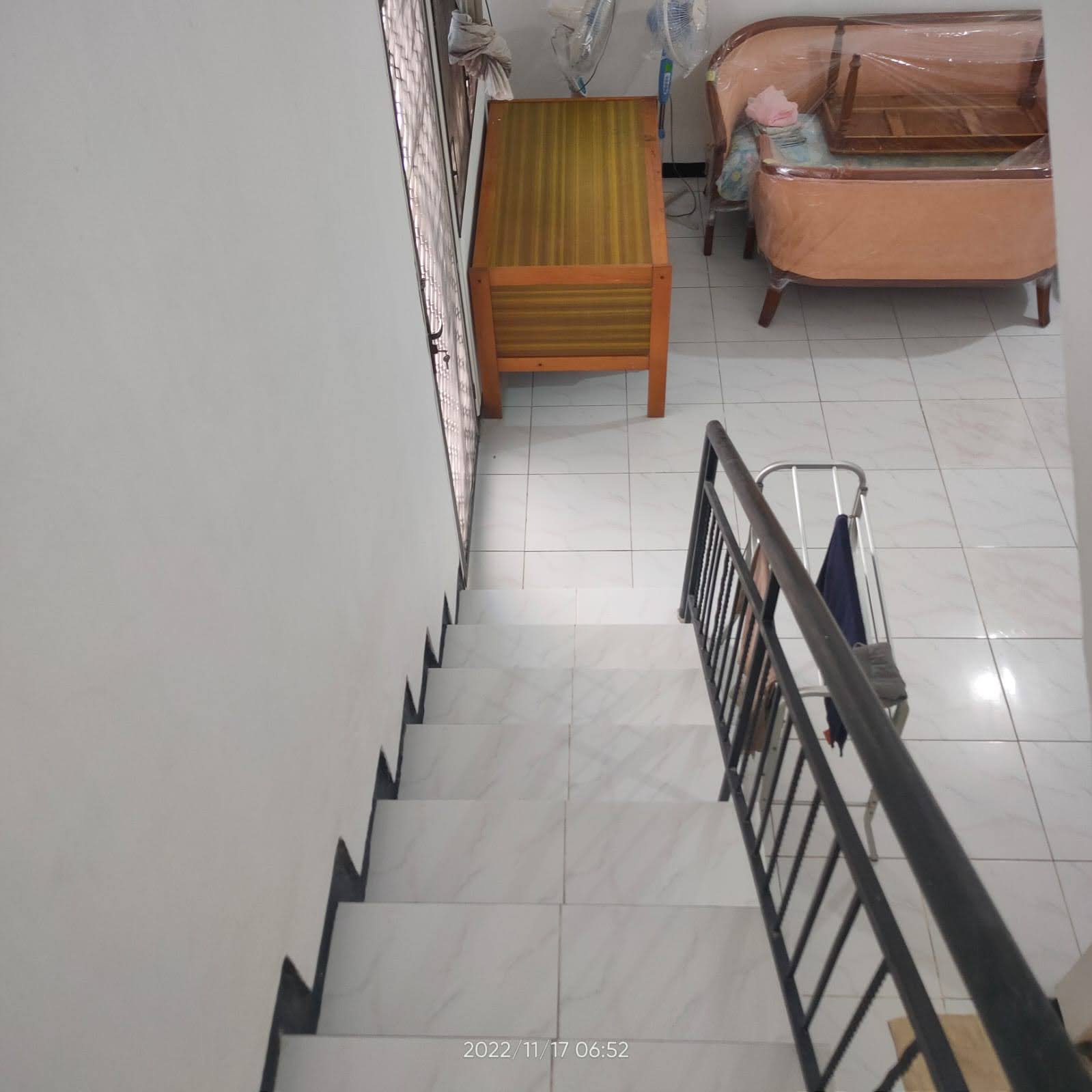 Sewa Rumah 3kt 2 Lt Lebak Indah SHM dekat Kenjeran, Pakuwon City