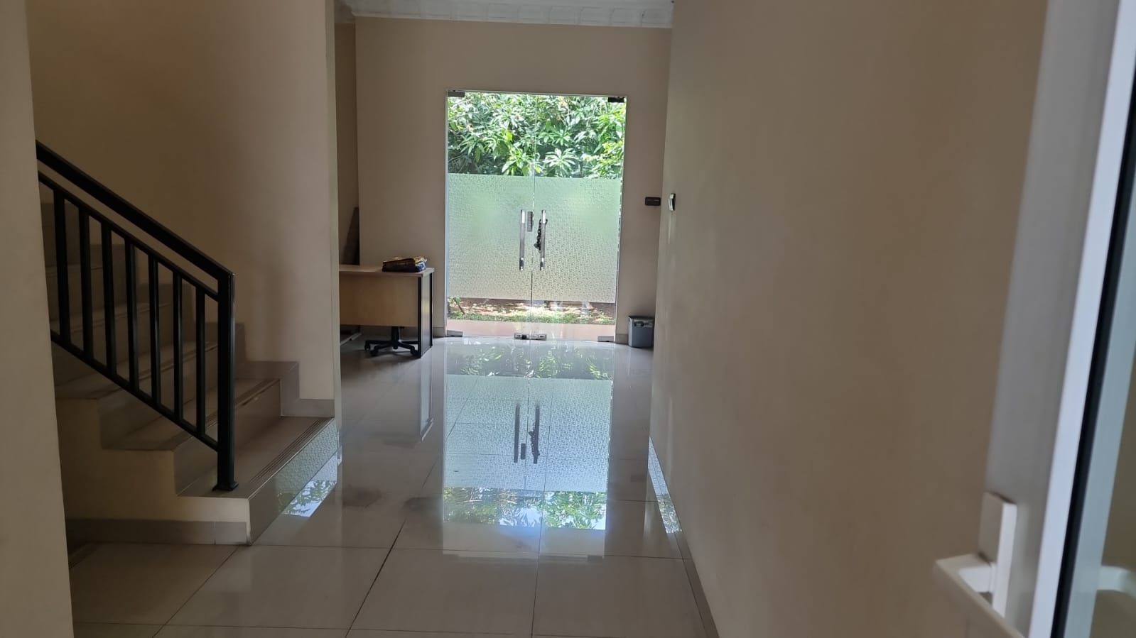 Jual ruko lebar Kebayoran Lama, Sukabumi Utara, Kebon Jeruk