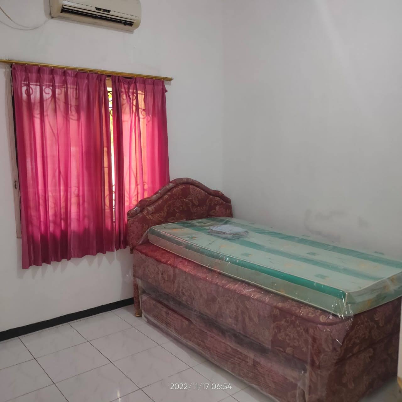 Sewa Rumah 3kt 2 Lt Lebak Indah SHM dekat Kenjeran, Pakuwon City