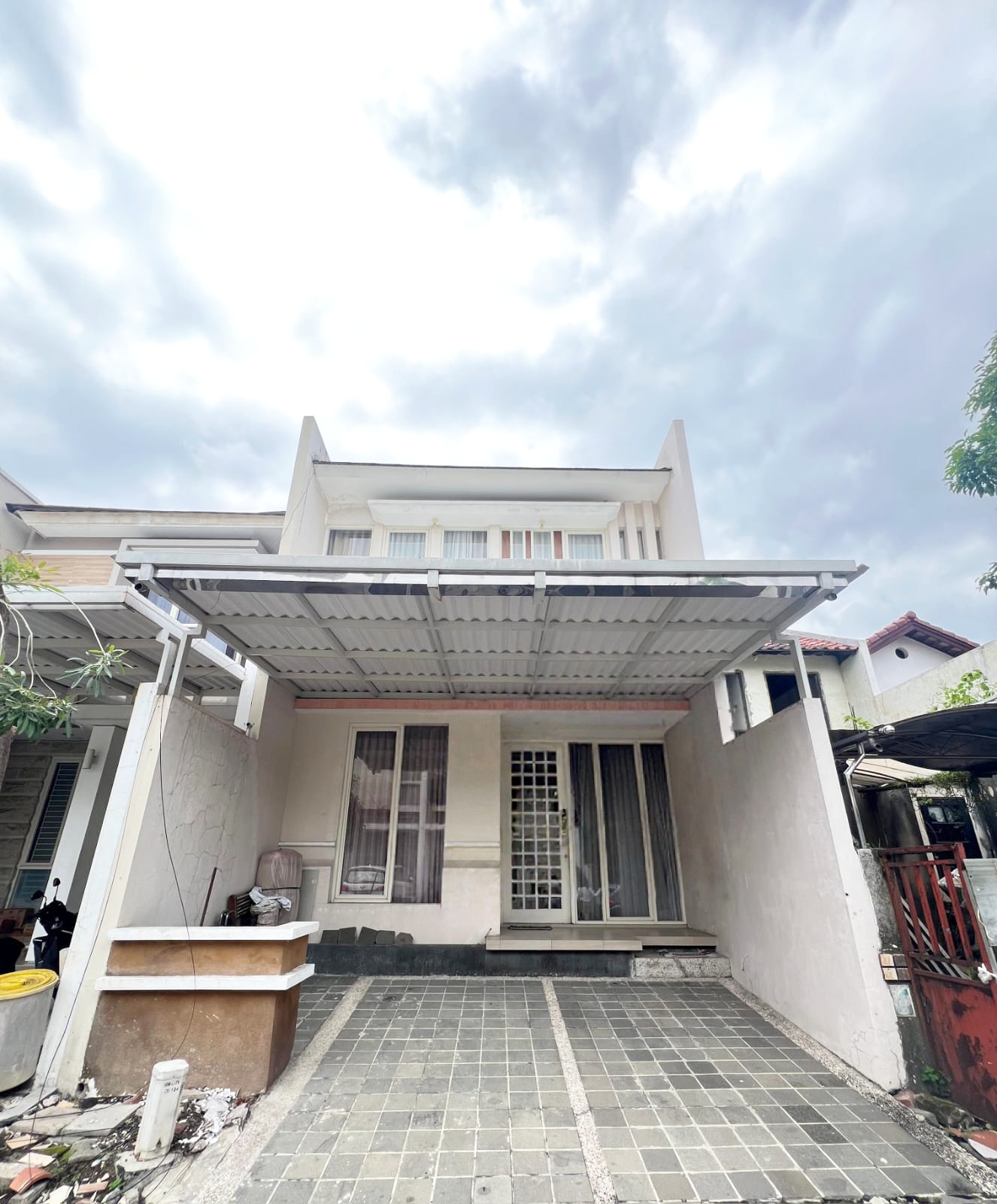 Jual Rumah 2,5lt SHM Alam Hijau Citraland dekat Pasar
