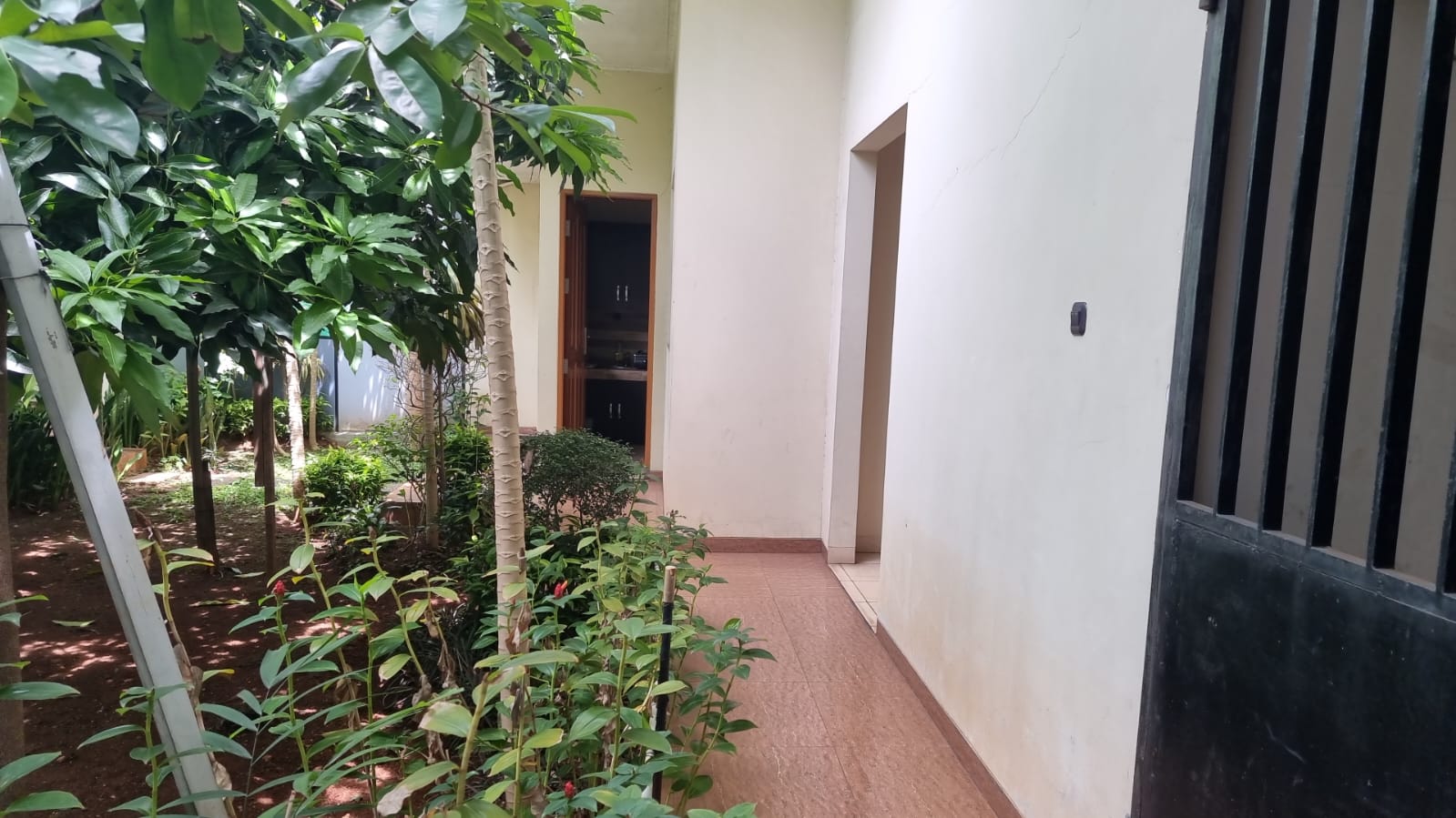 Jual ruko lebar Kebayoran Lama, Sukabumi Utara, Kebon Jeruk