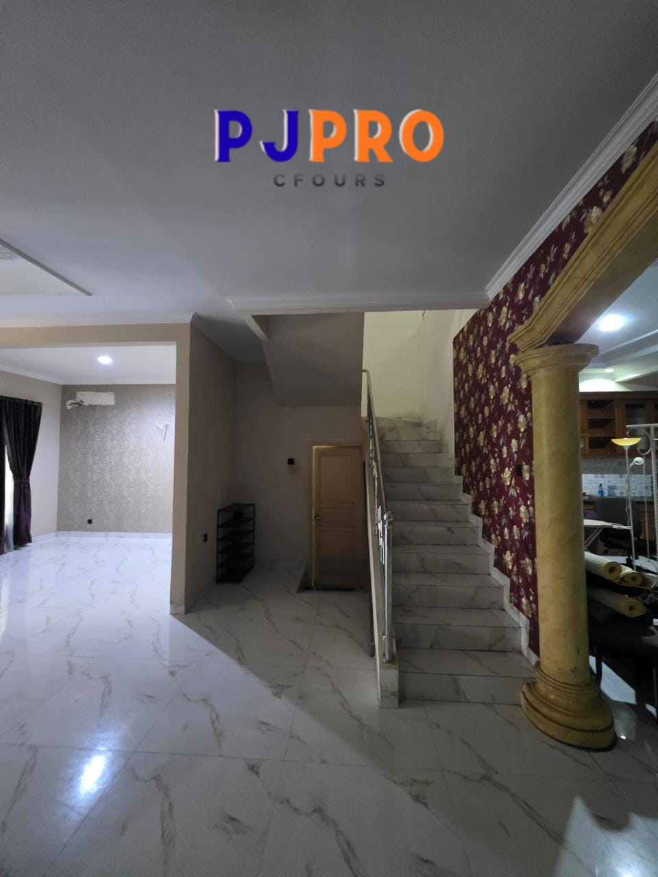 Dijual Cepat Rumah Area Bebas Banjir di Boulevard Hijau