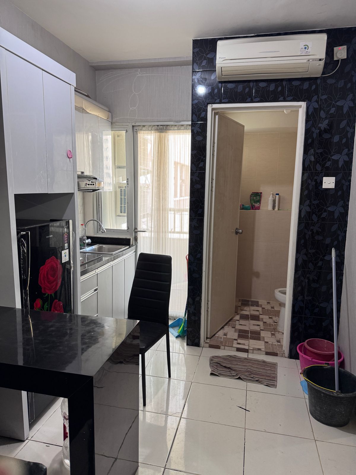 Jual Murah Apartemen 2BR  Furnish Educity H dekat PCM Gloria