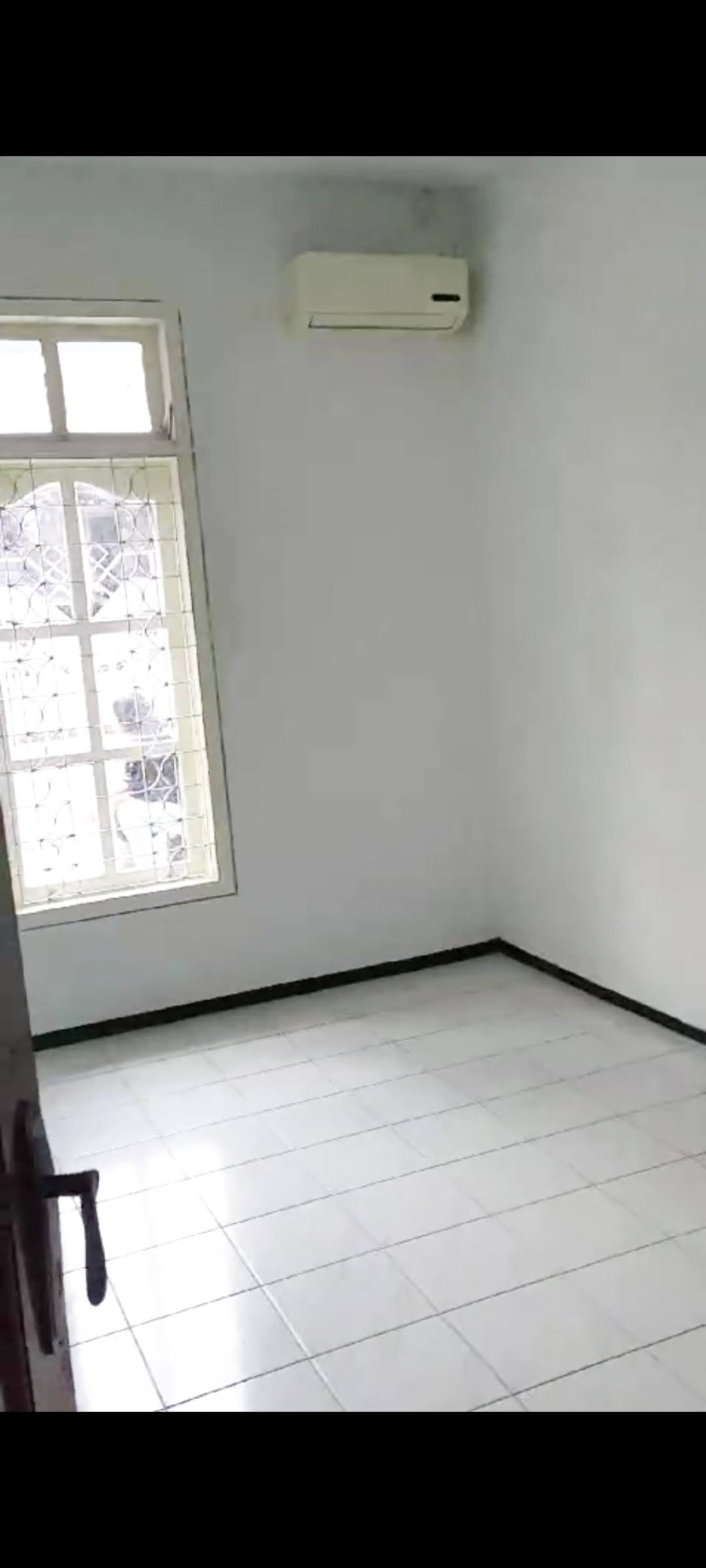 Sewa Rumah SIMPANG DARMO PERMAI SELATAN Surabaya
