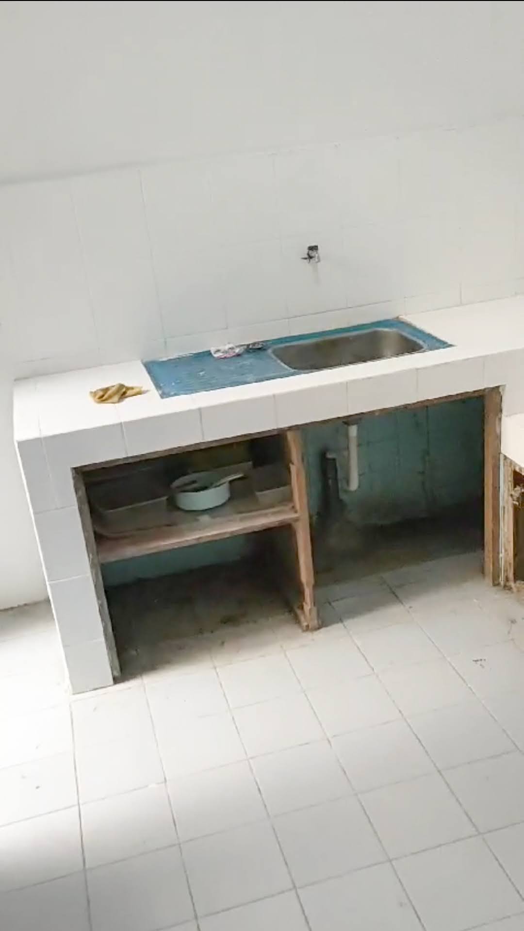 *Jual / Sewa Rumah SIMPANG DARMO PERMAI SELATAN Surabaya*