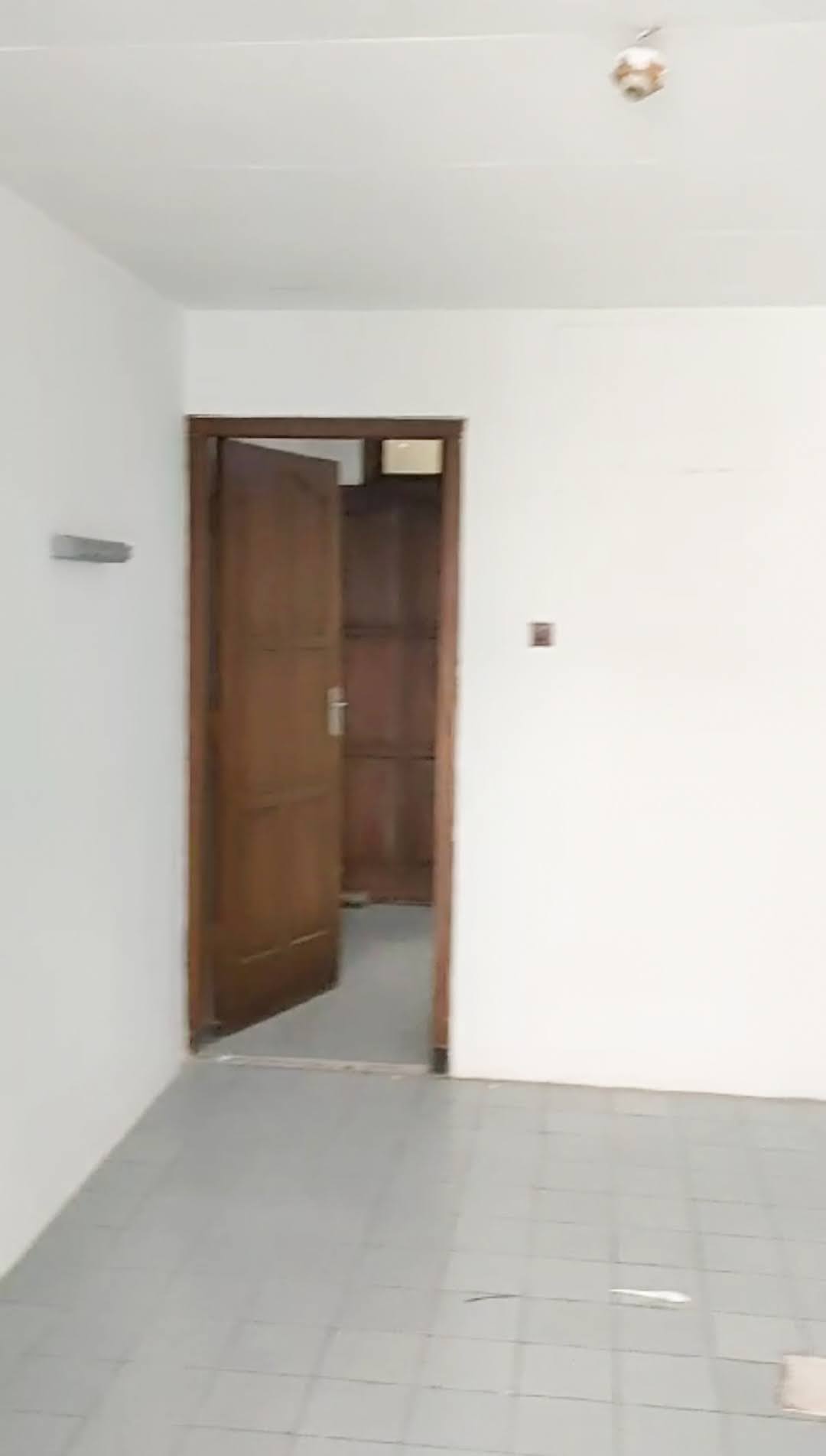 Sewa Rumah SIMPANG DARMO PERMAI SELATAN Surabaya