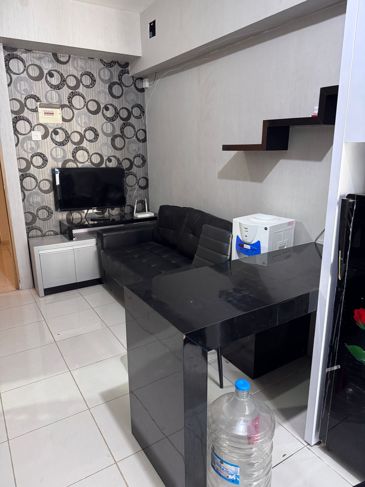 Jual Murah Apartemen 2BR  Furnish Educity H dekat PCM Gloria