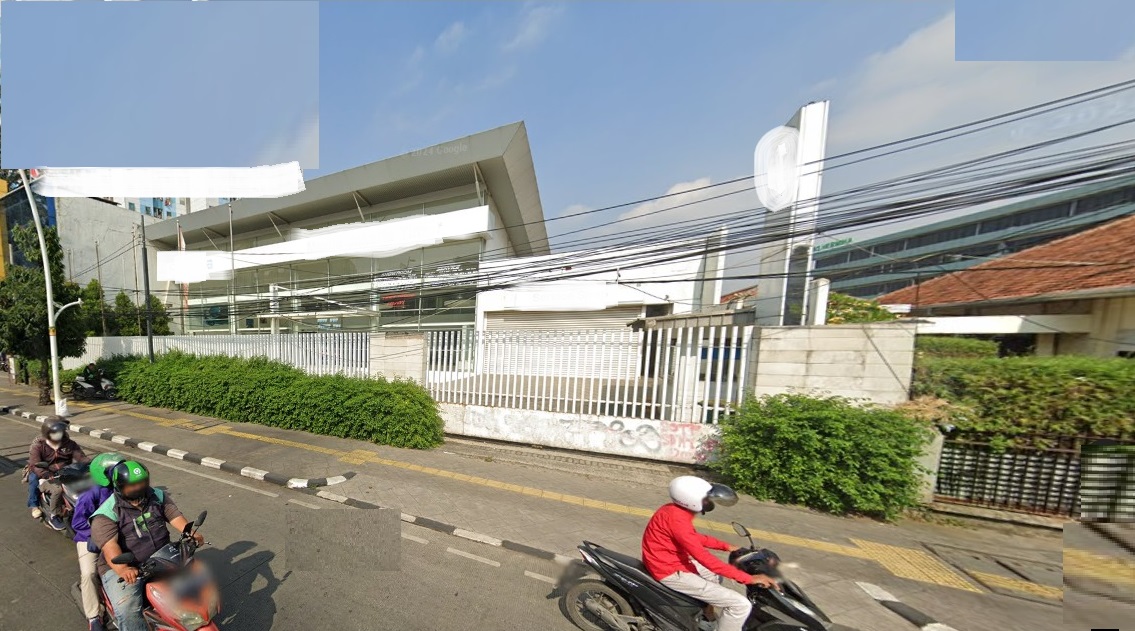 Dijual gedung 2 lantai x showroom di Jatinegara, Jakarta Timur