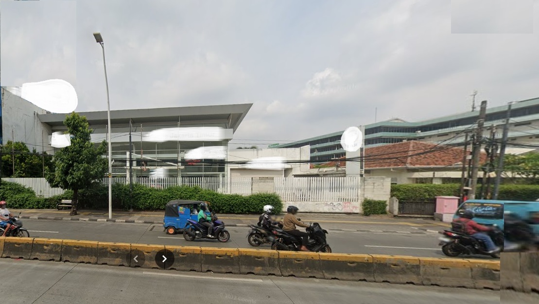 Dijual gedung 2 lantai x showroom di Jatinegara, Jakarta Timur