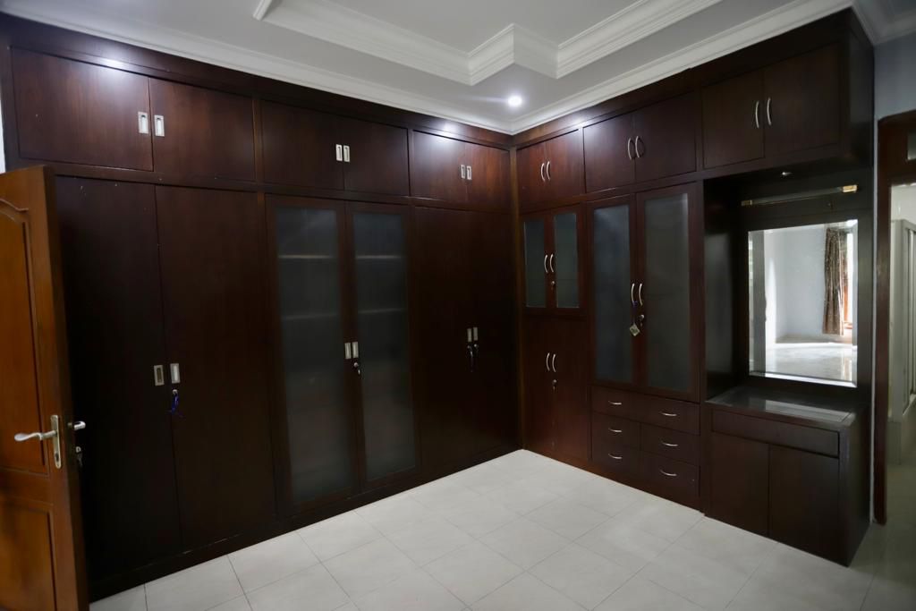 Jual Sewa Rumah Bisa untuk Kantor di Area Cilandak Dekat Citos