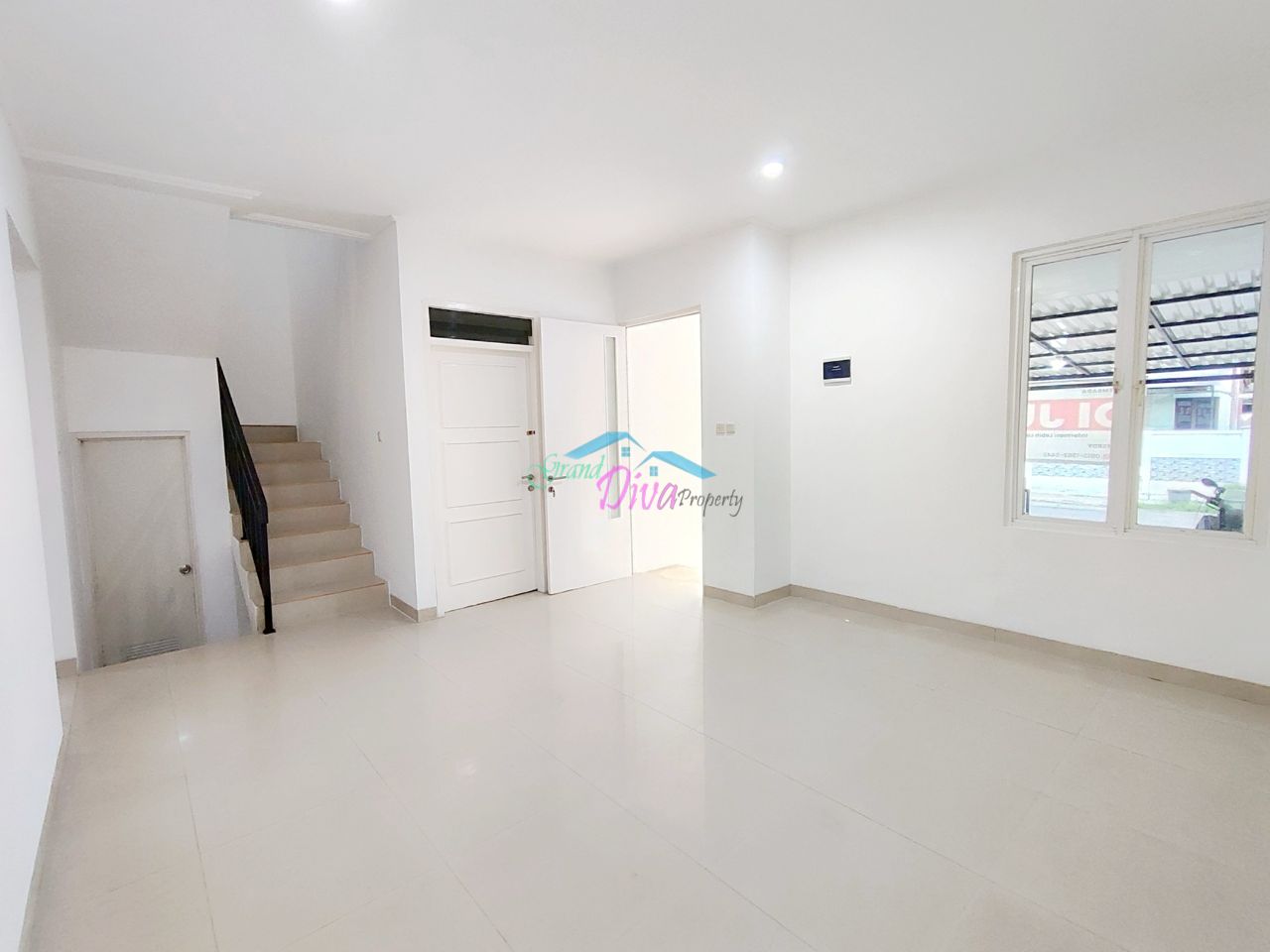 RUMAH BAGUS BARU DI RENOVASI DI PERUM GRAND SERPONG RESIDENCE 2