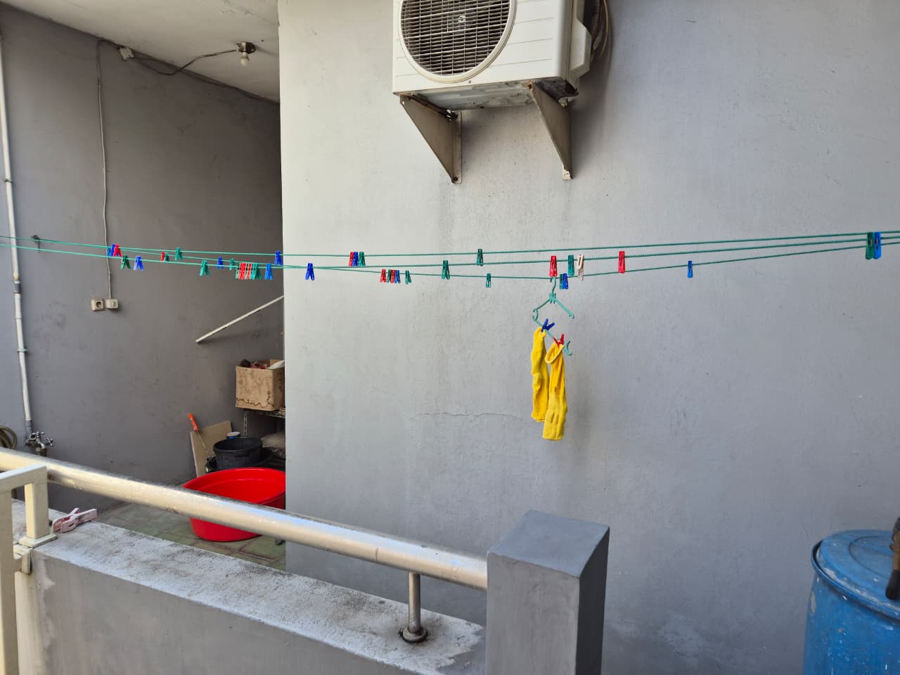 Jual rumah komplek di Perum Bumi Permata Indah dekat Puri indah