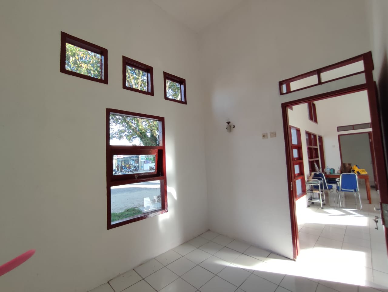 RUMAH CLUSTER SUBSIDI CISOKA TANGERANG DP MURAH SIAP HUNI