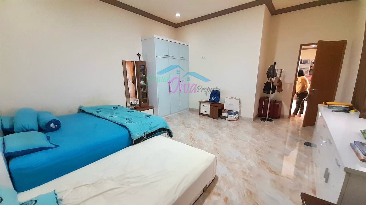 DIJUAL RUMAH PERUMAHAN JL. ARJUNA GALAXY BEKASI