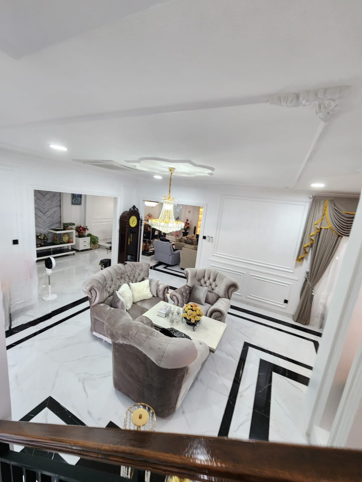 Jual rumah modern dalam cluster di Taman Chrysant 2, Ciater