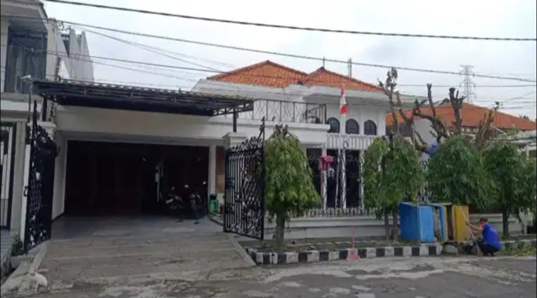 Jual Rumah Lokasi Premium Kertajaya Indah dekat Raya, cocok Kant