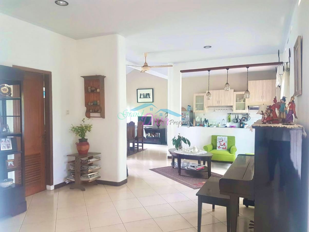 RUMAH DI LIMO DEPOK