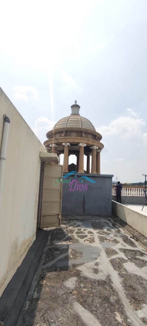 RUKO DI JALAN UTAMA GRAND GALAXY CITY