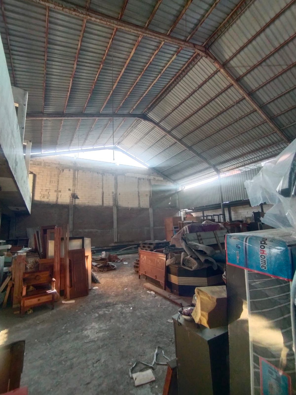 Gudang Ploso Surabaya Timur Akses Truk Hanya 1km ke MERR