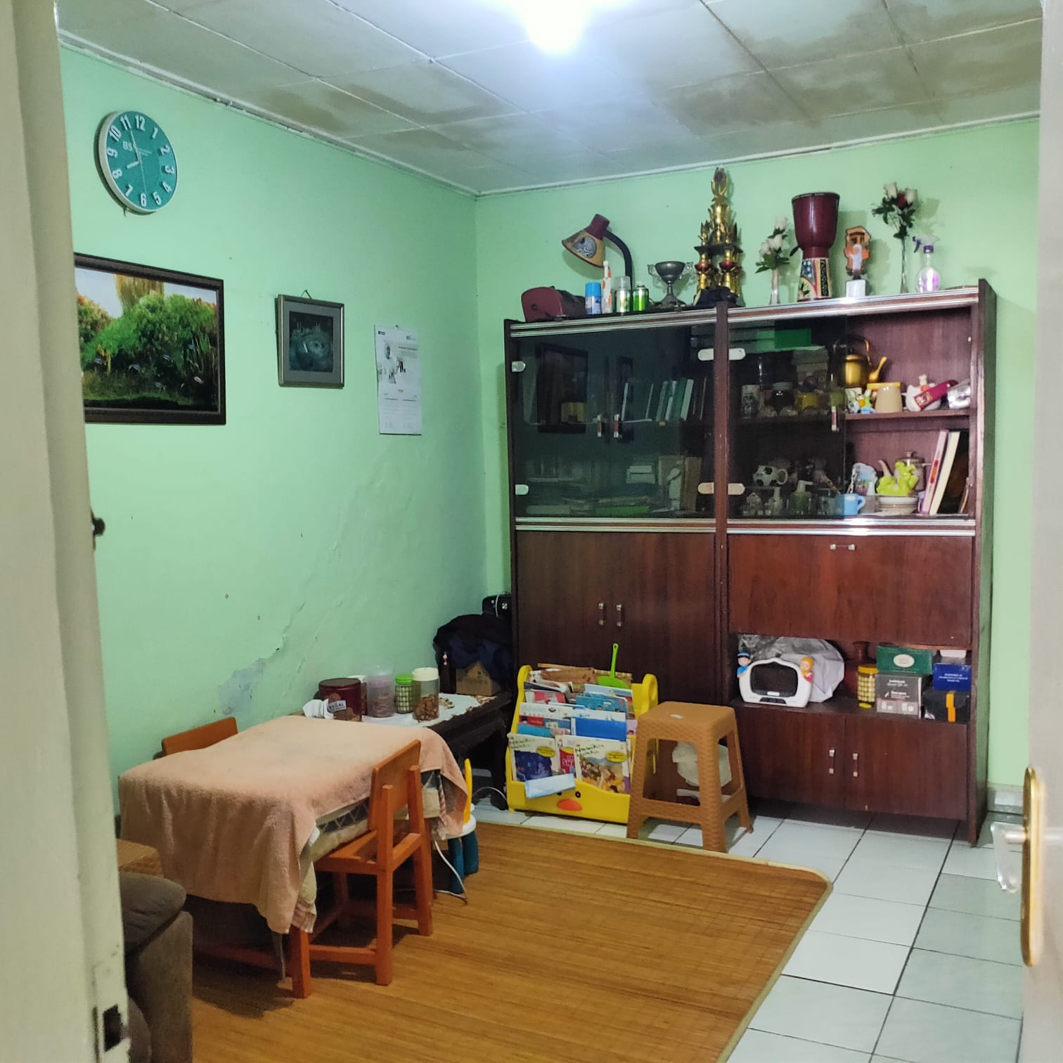 Jual rumah lama di komplek TVRI di Palmerah, Jakarta Barat