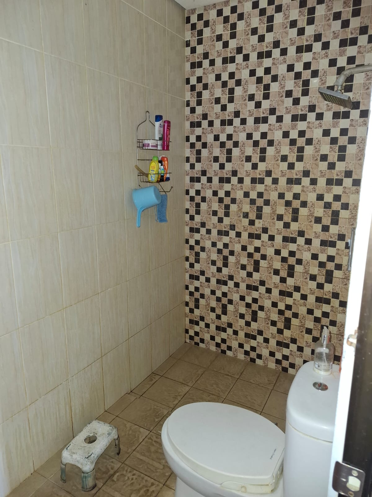 Jual Rumah Komplek di Vila Dago, Benda Baru, Pamulang, Kota Tang