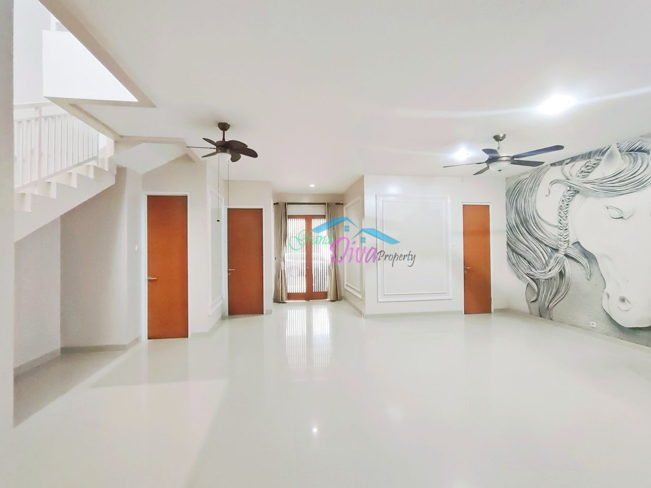 RUMAH BAGUS BARU RENOVASI DI CLUSTER THE REGENT BEKASI